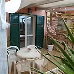 아파트 La Casa Degli Artisti 2 레알몬테