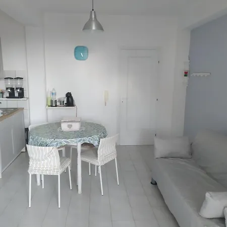 La Casa Degli Artisti 2 *